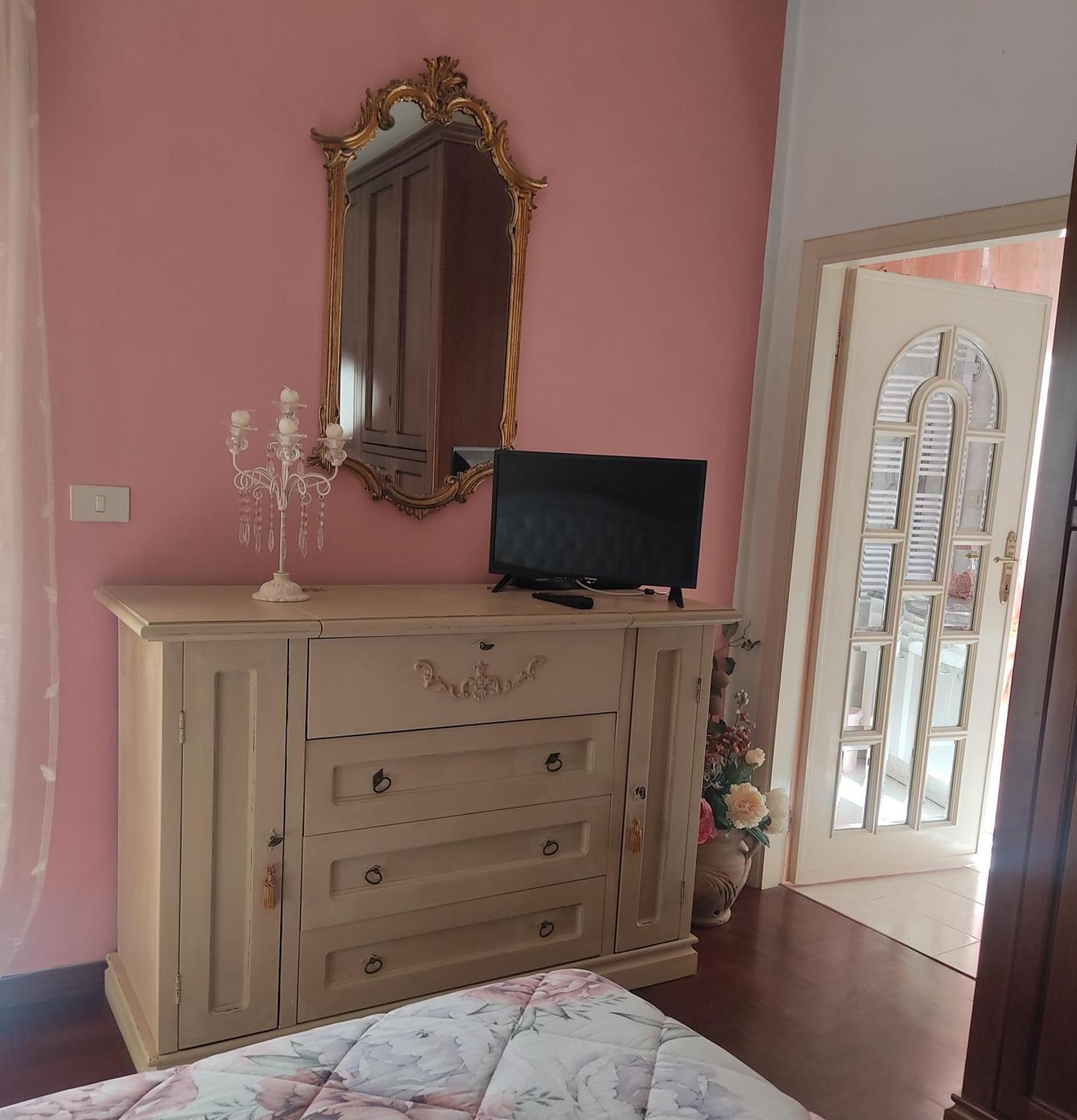 La Bouganville E Il Gelsomino Pietrasanta Luaran gambar